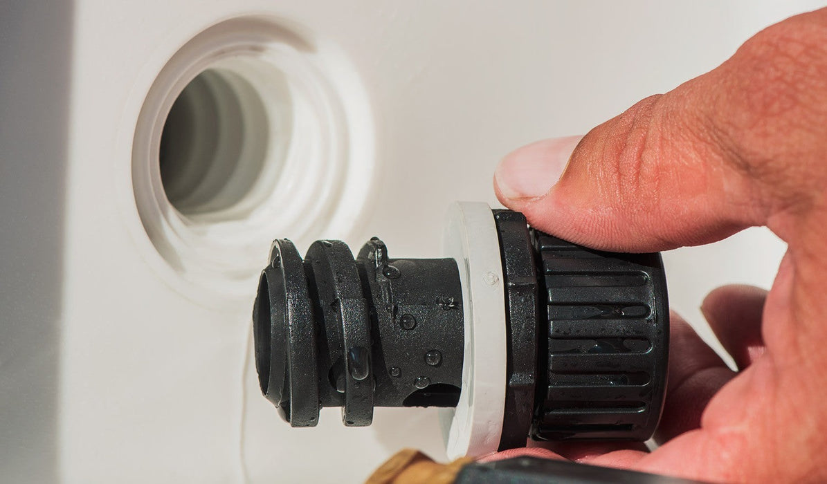 Yeti Drain Plug W/ Hose Connection