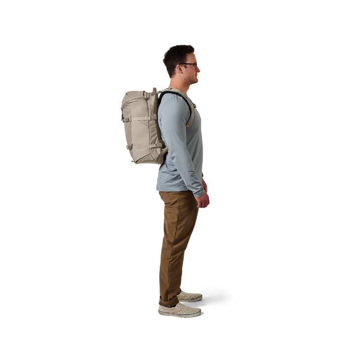 Yeti Ranchero 27l Backpack [col:dark Cape Taupe]