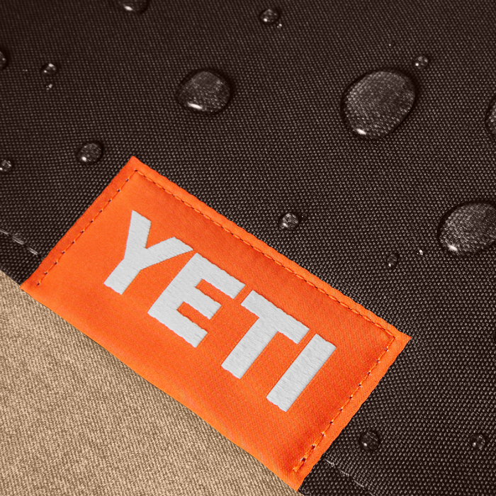 Yeti Lowlands Blanket [col:wetlands Camo]